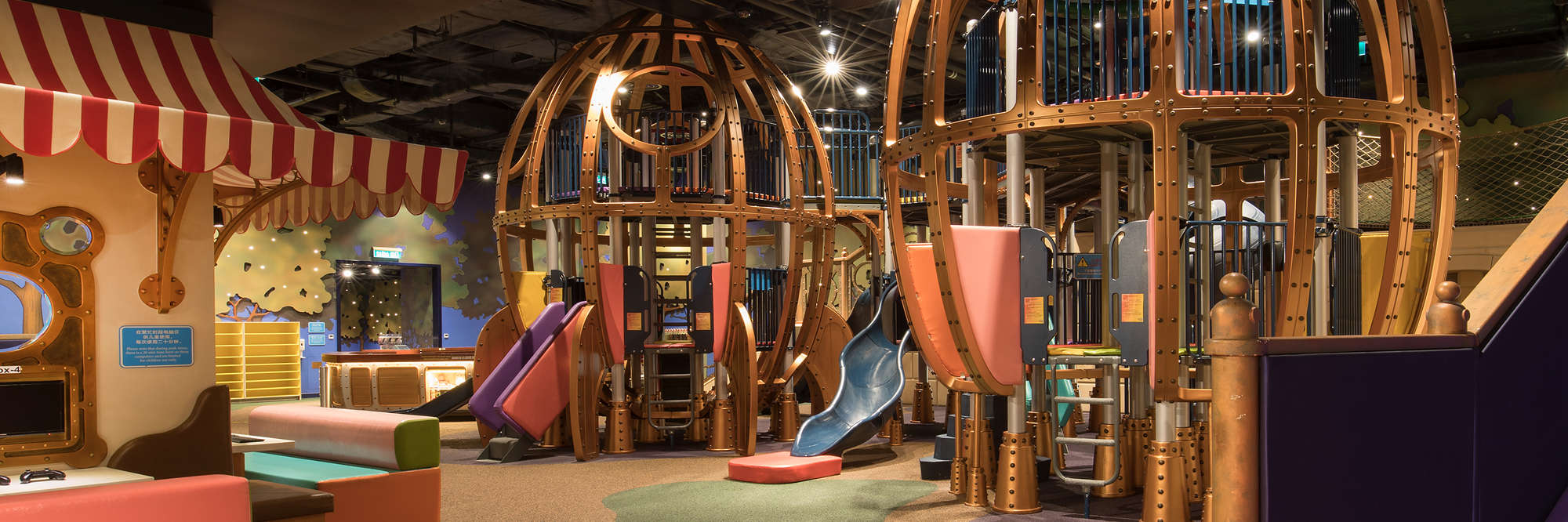 Parisian_qube_kingdom